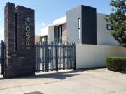 CASA EN VENTA FRACCIONAMIENTO MADEIRAS COTO PAROTA