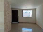 CASA EN VENTA FRACCIONAMIENTO MONTEOLIVO