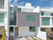 CASA EN VENTA FRACCIONAMIENTO PLATINUM, PACHUCA
