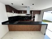 CASA EN VENTA FRACCIONAMIENTO PRIVADO