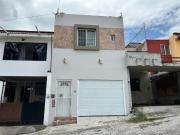 Casa en venta fraccionamiento privado Diego Rivera,...