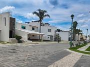 CASA EN VENTA – FRACCIONAMIENTO VISTA REAL