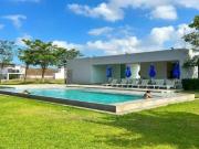 CASA EN VENTA FRENTE A ALBERCA EN VEREDAS DEL MAR EN...