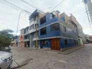 Casa En Venta Frente A Bcp De Santa Victoria. C.DELGADO