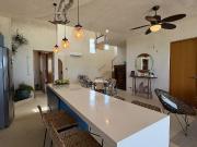 CASA EN VENTA FRENTE A LA PLAYA, PARAÍSO SISAL