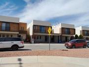 Casa en venta frente a parque