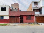 Casa En Venta Frente A Parque En Urb El Sol A 1 Cuadra...