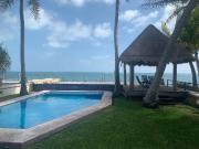 Casa en Venta Frente al Mar en Puerto Juarez Cancún