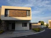 Casa en venta Gala Juriquilla, Queretaro. con jardin,...