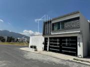 CASA EN VENTA GARCIA COL. LOS PARQUES