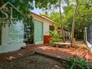 Casa en Venta, Garcia Gineres en Esquina cerca de Av Colon