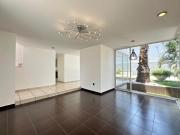 Casa en venta Gran Jardín con iluminación led y amplio...
