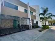 Casa en venta gran jardin, jardin inglés