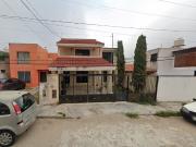 CASA EN VENTA – GRAN OPORTUNIDAD – C. 38ᴬ 348, Francisco...