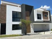 CASA EN VENTA GRAN RESERVA LOMAS DE ANGELÓPOLIS