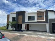 CASA EN VENTA GRAN RESERVA LOMAS DE ANGELOPOLIS