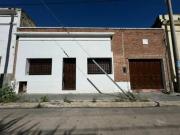 Casa en VENTA GUEMES A 50MTS DE NVA CBA 300TERR 160CUB