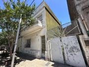 CASA EN VENTA, IDEAL INVERSOR!