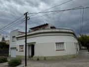 Casa en venta, ideal uso comercial ! Excelente esquina