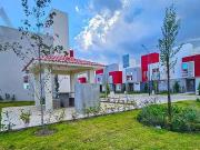 CASA EN VENTA IMPERIO REAL MOD. CEDRO