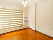 Casa en venta independiente no adosada seminueva