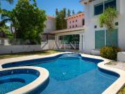 Casa en venta, Isla Dorada, Zona Hotelera