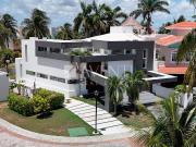 Casa en Venta, Isla Dorada, Zona Hotelera Cancun, Cancún