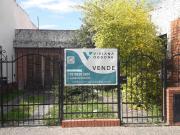 Casa en Venta Ituzaingó norte con local comercial