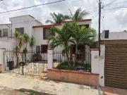 CASA EN VENTA. JARDINES DE PENSIONES. MERIDA