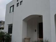 CASA EN VENTA. JARDINES DE SAN AGUSTÍN. $15,900,000