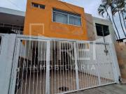 CASA EN VENTA JARDINES DEL BOSQUE GUADALAJARA