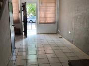 CASA EN VENTA – JARDINES DEL SAUZ Frente al parque