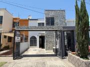 CASA EN VENTA JARDINES DEVALLE CERCA ZONA REAL