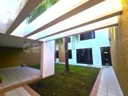 CASA EN VENTA JARDINES UNIVERSIDAD