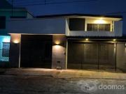 CASA EN VENTA JOSE COLOMO AMPLIOS ESPACIOS
