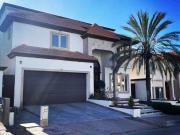 CASA EN VENTA JUNTO AL CAMPO GOLF SAN FRANCISCO COUNTRY