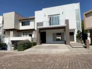 CASA EN VENTA JUNTO LOS ENCINOS 3 REC 8´500MIL
