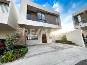 CASA EN VENTA JURIQUILLA CUMBRES DEL LAGO GALA II