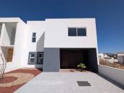 CASA EN VENTA JURIQUILLA QUERETARO