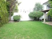 CASA EN VENTA LA ESCONDIDA ZAVALETA CON JARDÍN