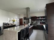 CASA EN VENTA LA HERRADURA