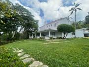 Casa en Venta, La Lagunita, 3650m² Terr. 1190m² Const. jg/ws