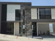 CASA EN VENTA LA LOMA CLIB DE GOLF