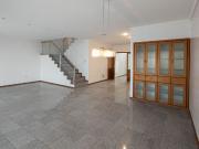 CASA EN VENTA LA PLATA