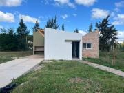CASA EN VENTA LA PLATA 2 DORMITORIOS