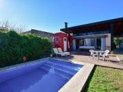 CASA EN VENTA LA PLATA 2 DORMITORIOS CON PILETA CASA EN VENTA LA PLATA 2 DORMITORIOS CON PILETA
