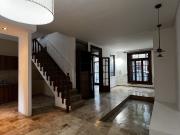 CASA EN VENTA LA PLATA