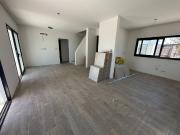 CASA EN VENTA LA PLATA A ESTRENAR 3 DORMITORIOS