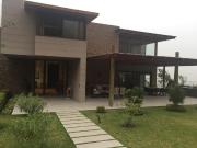 Casa en venta en zona residencial de La Quebrada,...