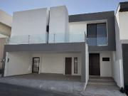 CASA EN VENTA LADERAS ABEDUL, EL URO, CARRETERA...